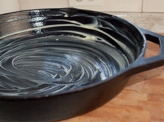 soda-bread-cast-iron-pan