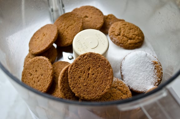 gingersnaps-and-sugar