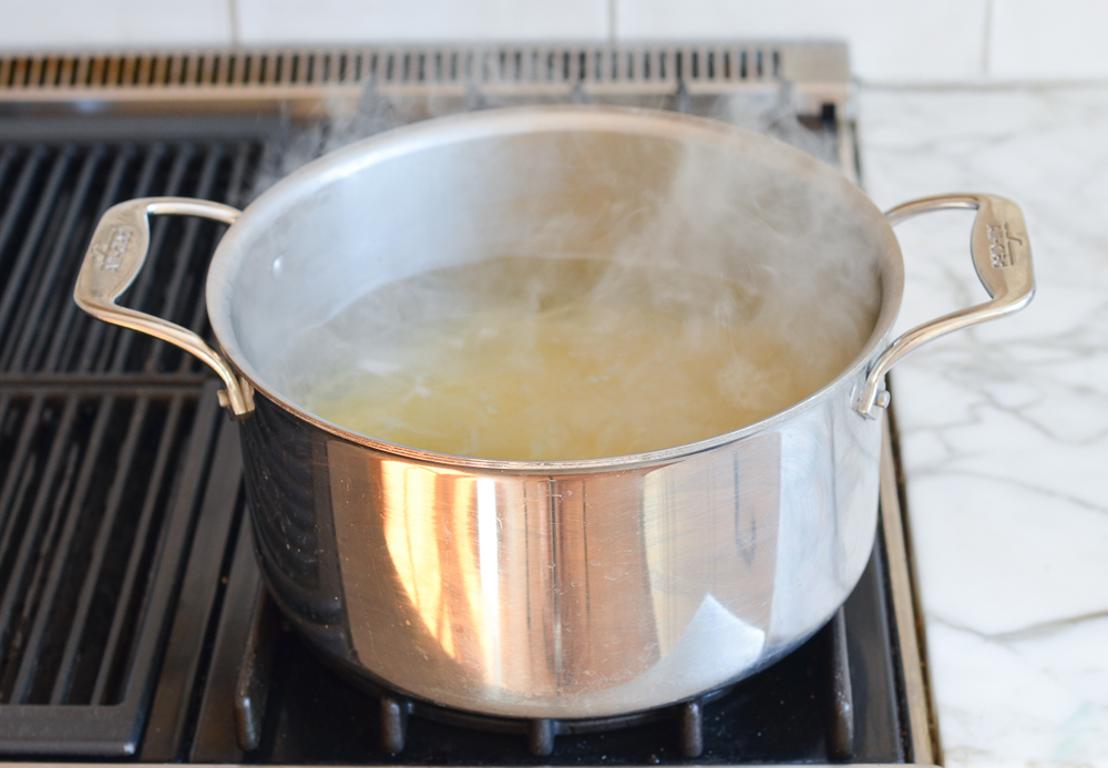 boiling the spaghetti