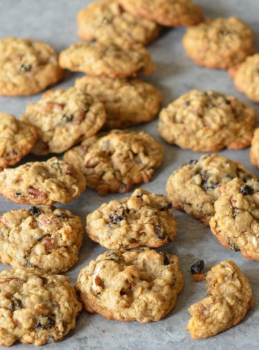 oatmeal raisin cookies