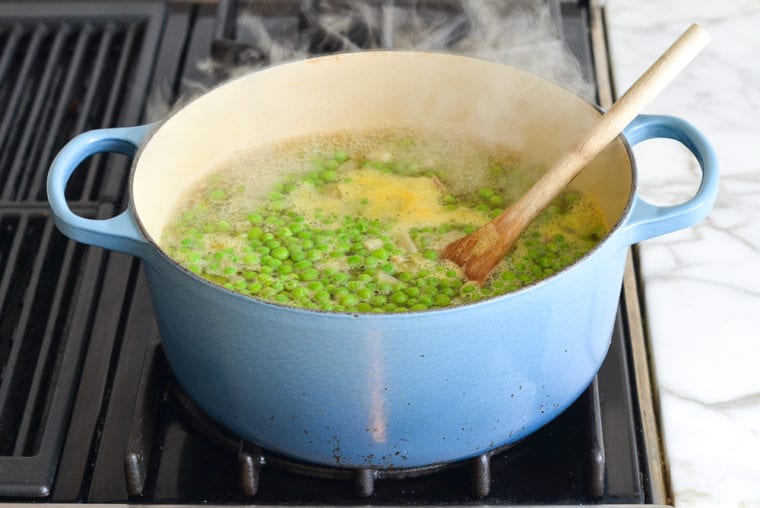 pea soup coming to a boil