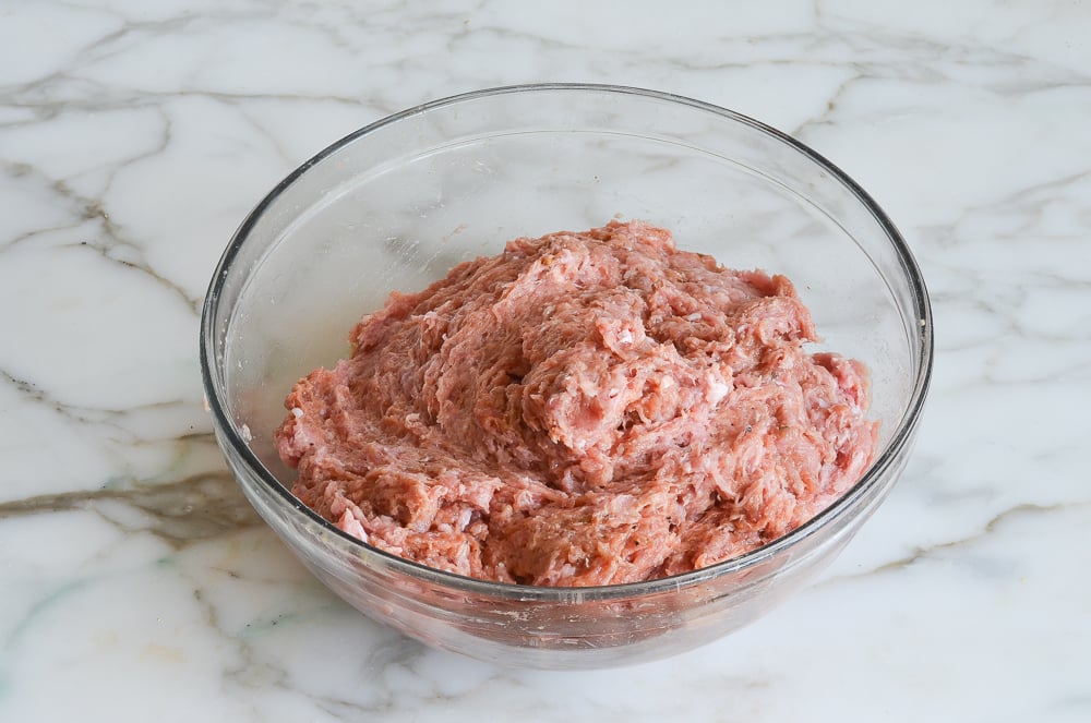 How to Make Turkey Burgers, A Step-by-Step Guide to Perfection