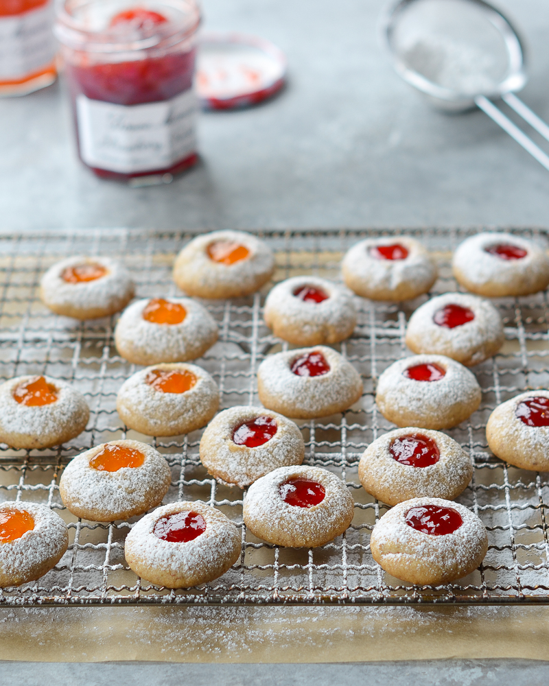 how to make jam thumbprint cookies