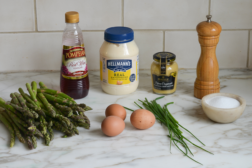 Asparagus salad ingredients