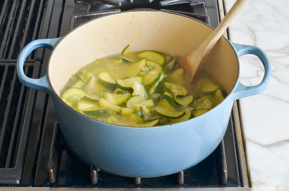 cooked zucchini in pot