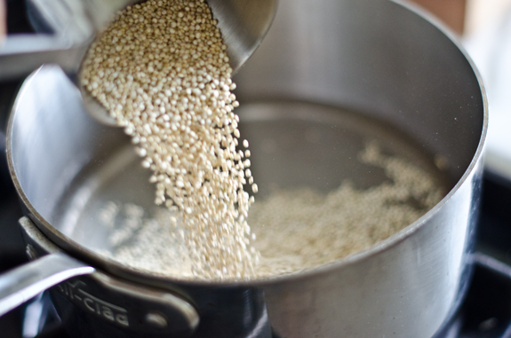 preparing-quinoa