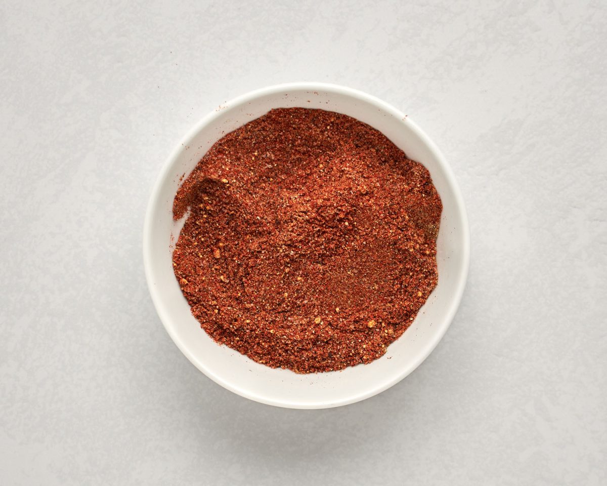 blended spice rub in small bowl.