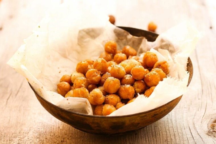 Bowl of crispy roasted chickpeas