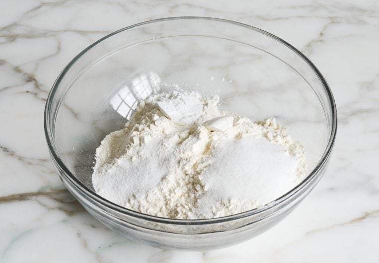 dry ingredients for blueberry pancakes in bowl