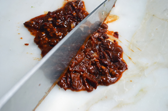 chopping-chipotle-peppers