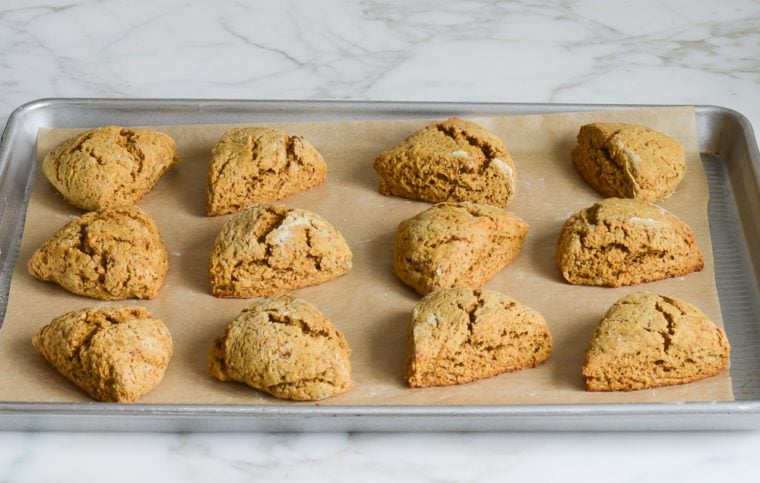 baked pumpkin scones