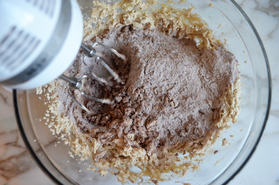 adding-flour-and-cocoa-mixture