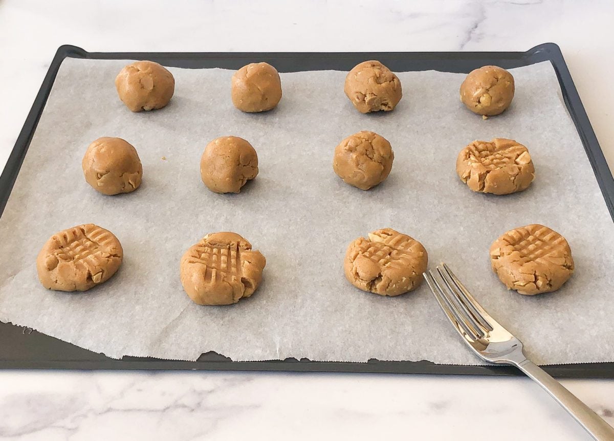 dough balls on baking sheet
