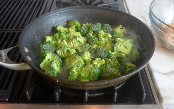 cooking-broccoli