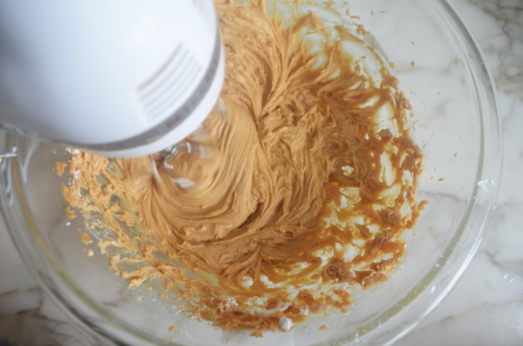 Bowl of beaten peanut butter and whipped cream mixture.