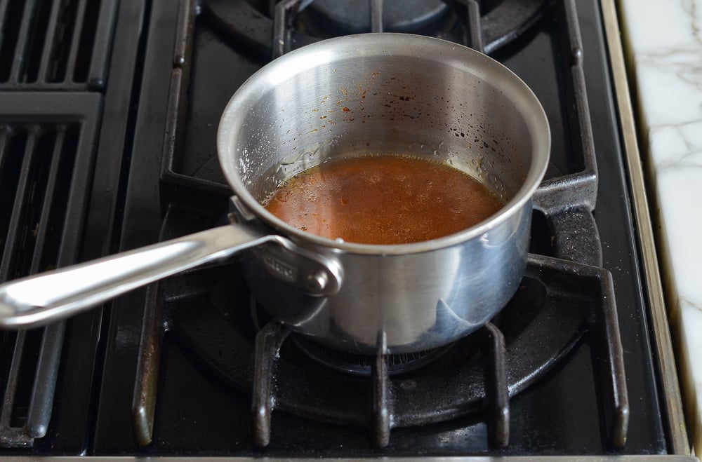 sugar and water mixture turning to a caramel color