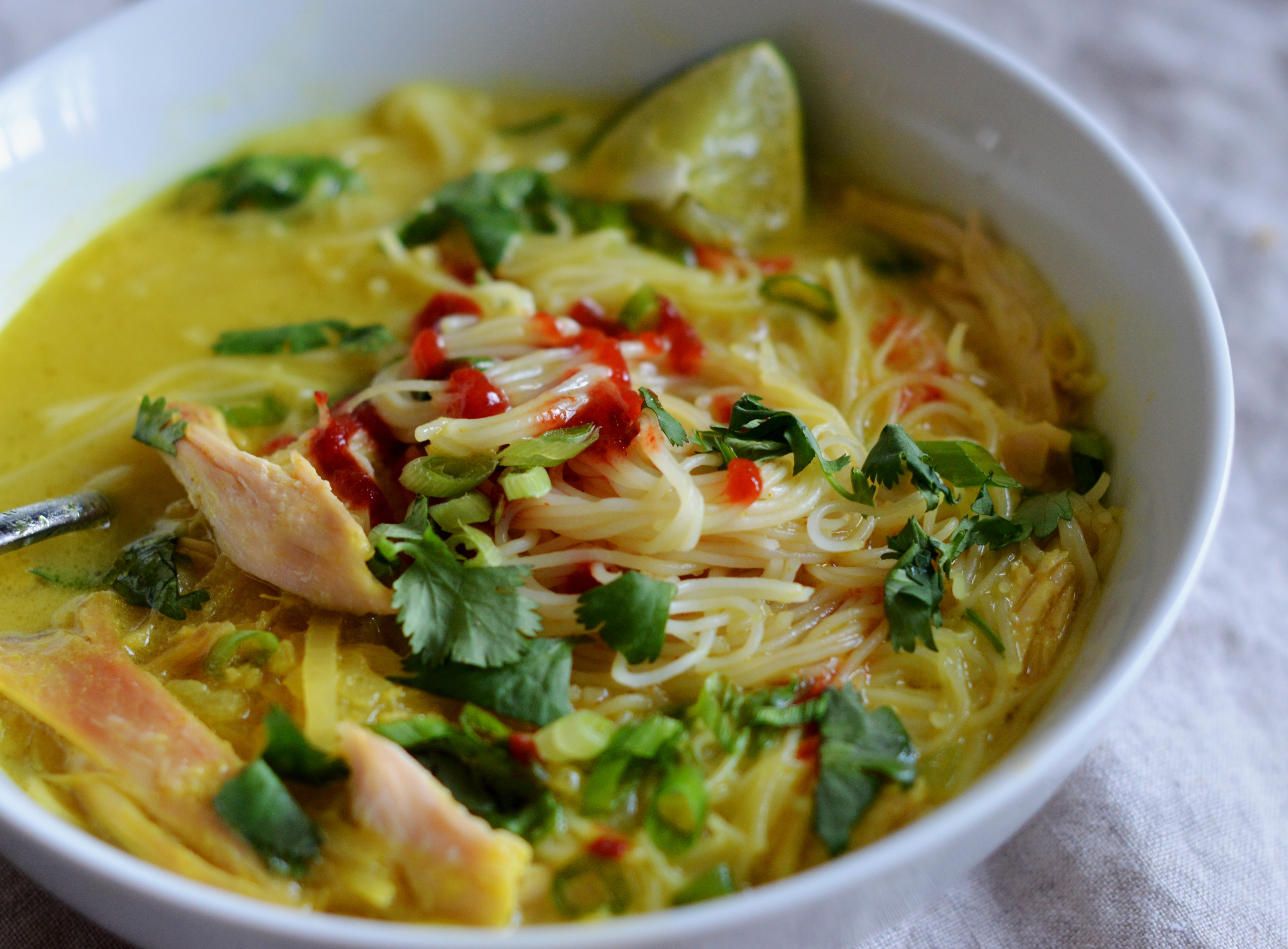 sommer Fra at forstå Thai-Inspired Chicken & Rice Noodle Soup - Once Upon a Chef