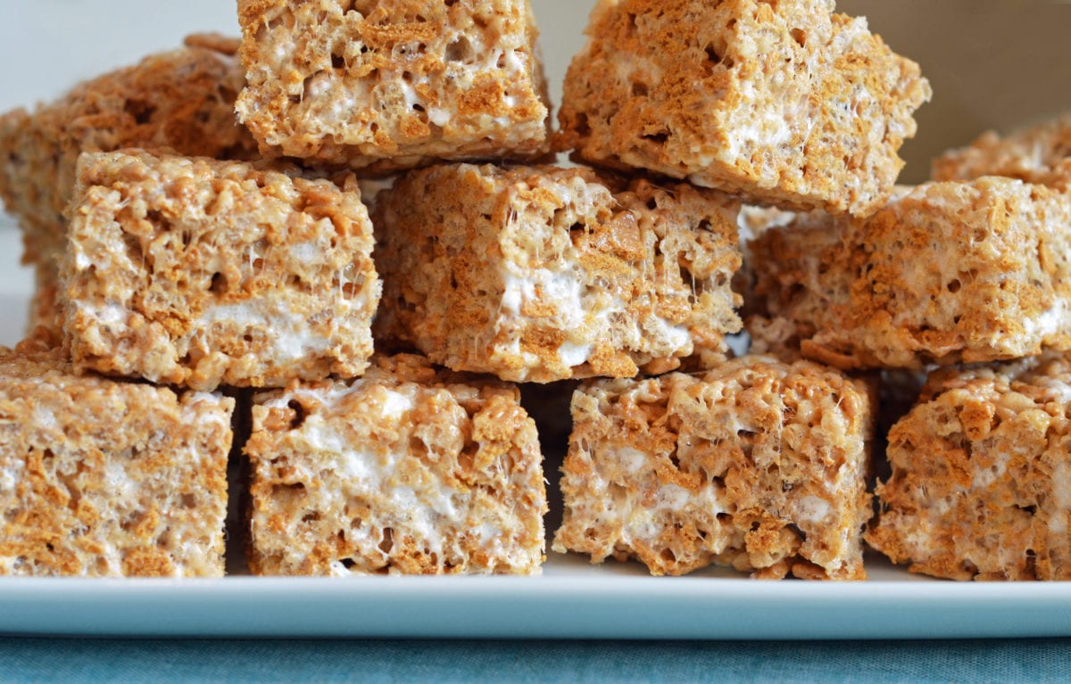 Chewy, Gooey Golden Rice Krispie Treats-image