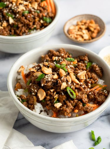 Bowls with Hoisin beef and rice.