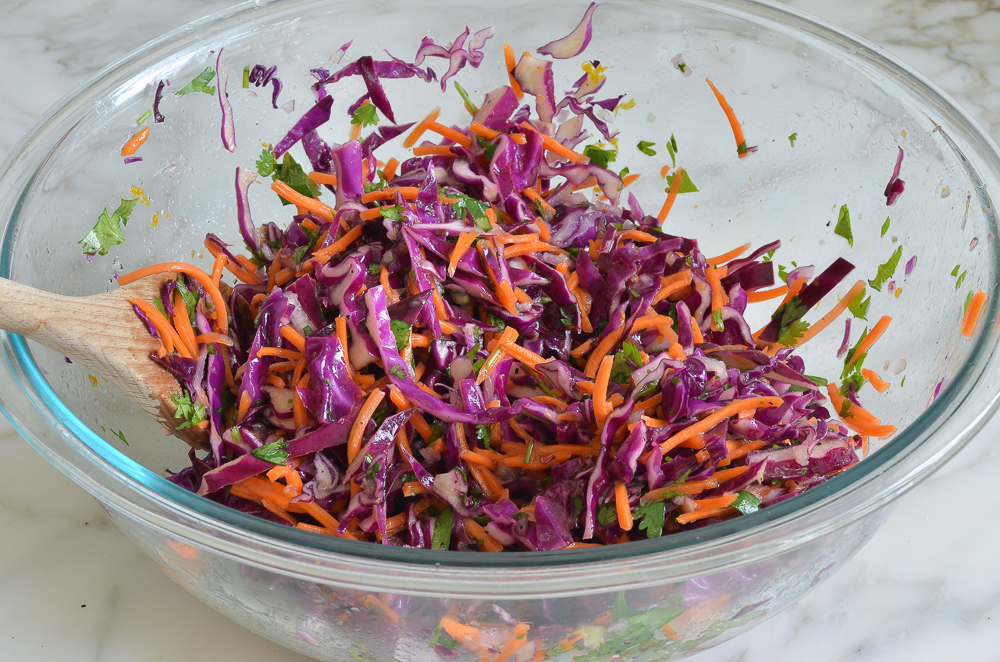 how to make sweet & tangy slaw