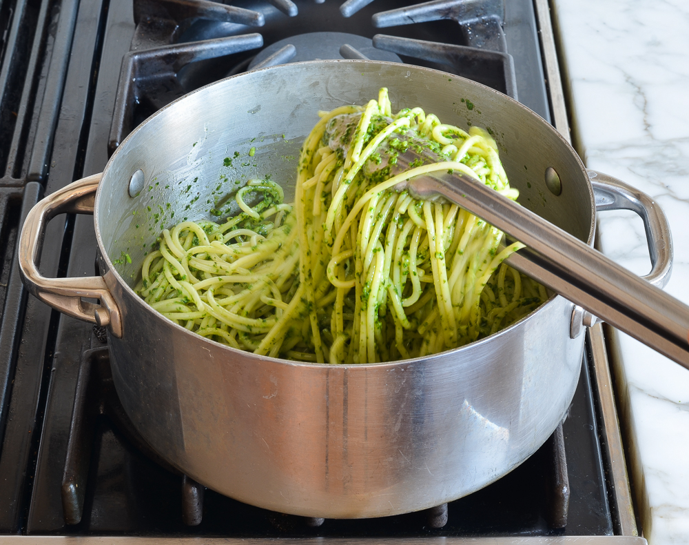 How to Make Spaghetti with Kale and Walnut Pesto