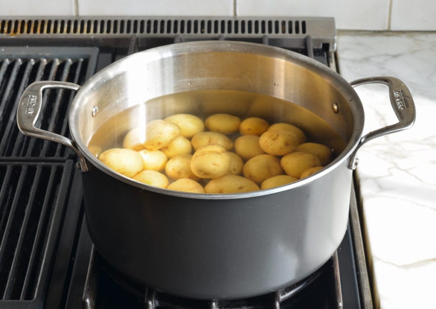 baby potatoes in cold water