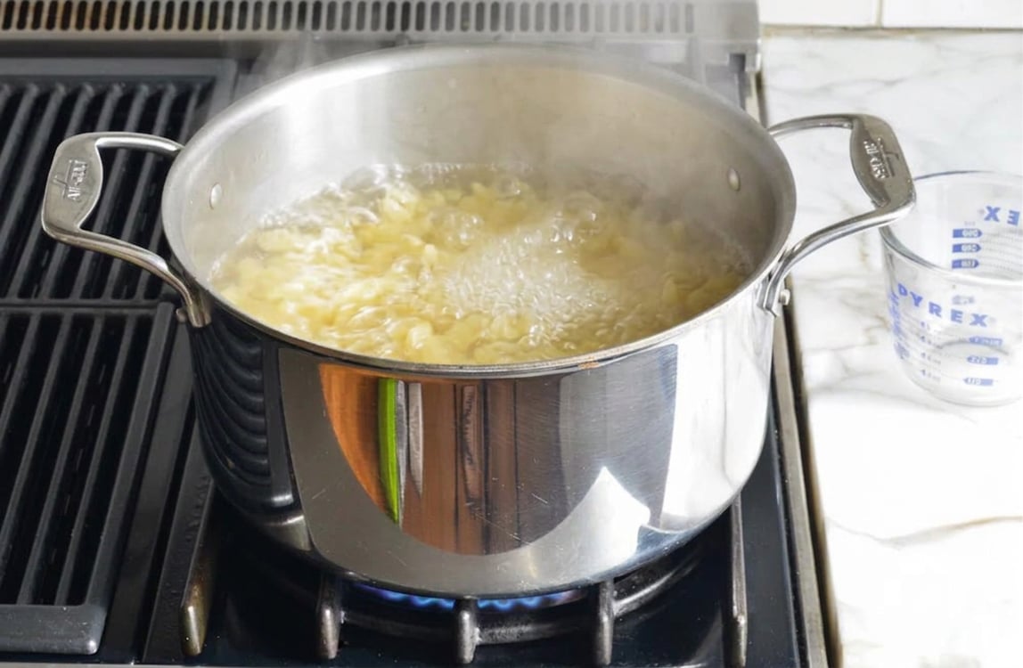 boiling pasta