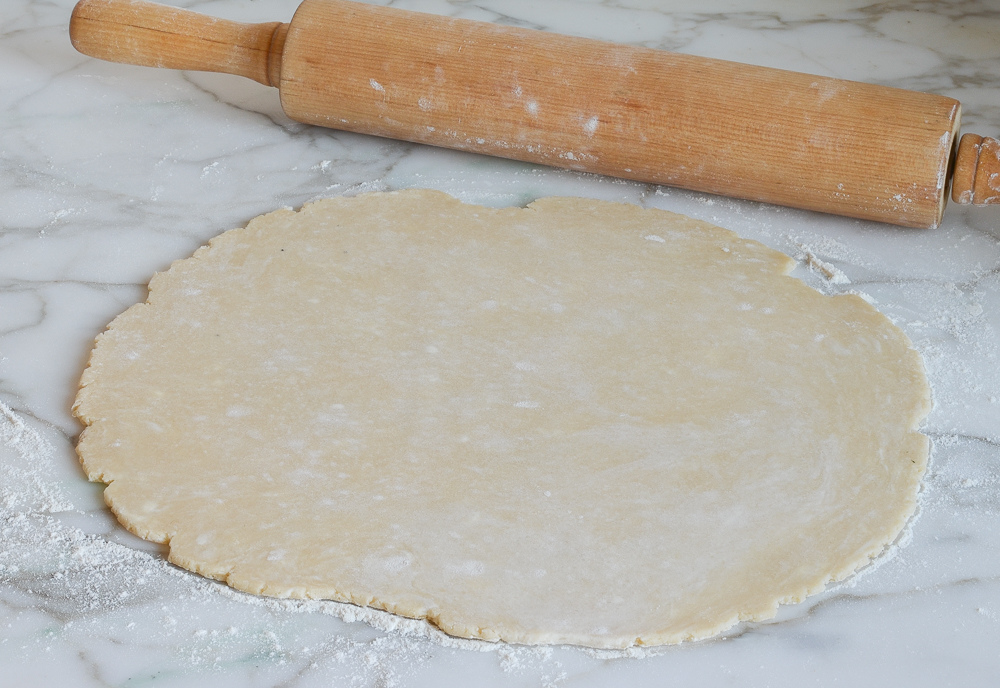 pie crust dough rolled to 13-in circle