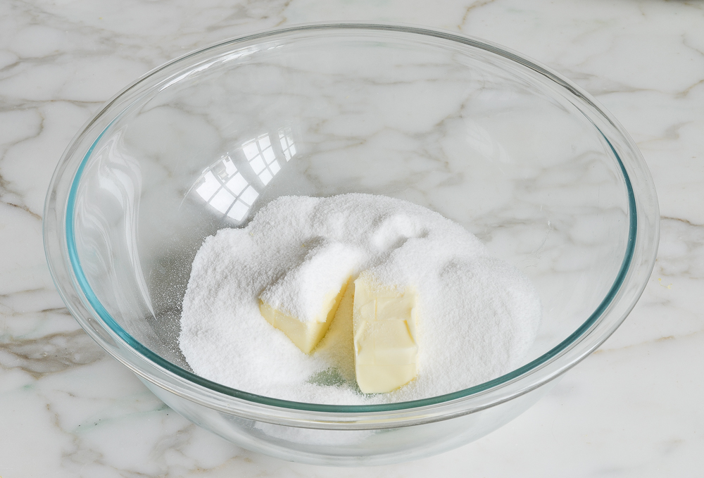 butter and sugar in bowl