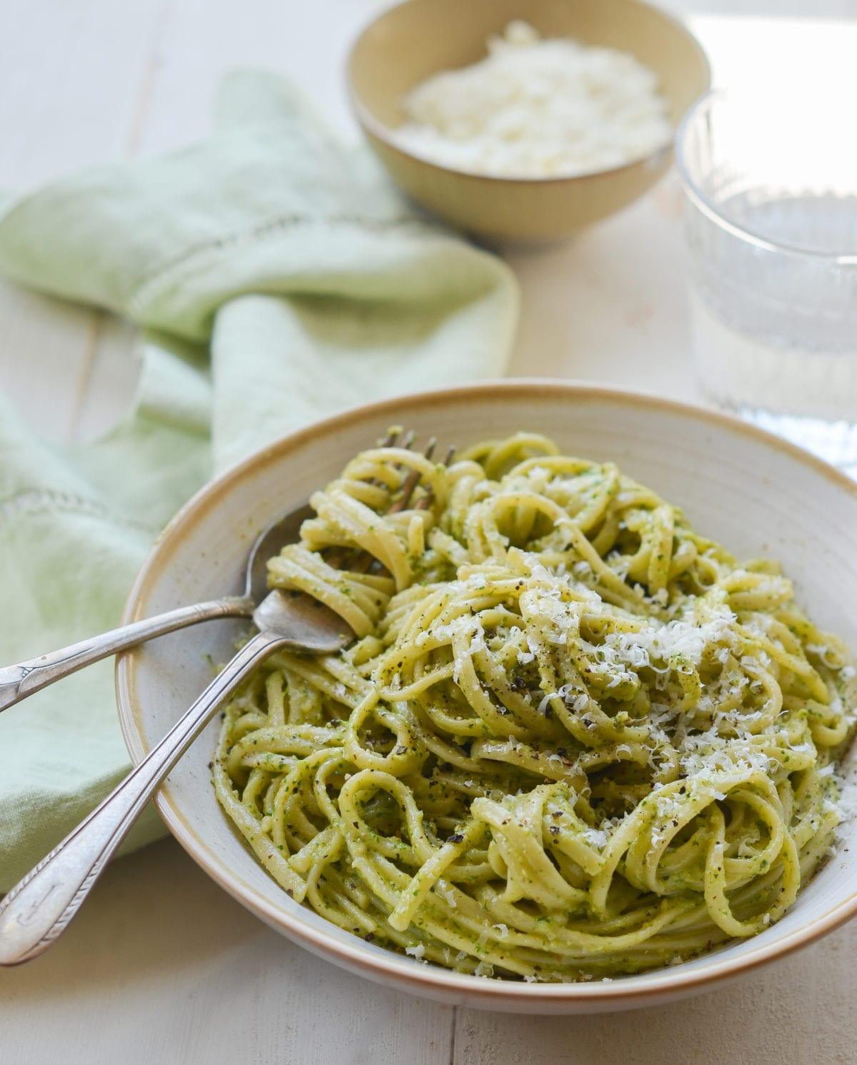 Linguine with Creamy Arugula Walnut Pesto Once Upon a Chef