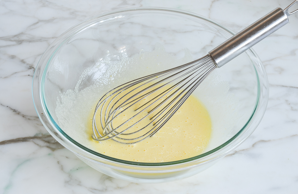 whisked eggs and sugar