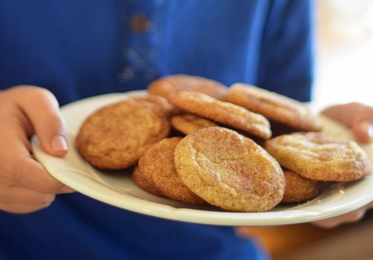snickerdoodles on plate.