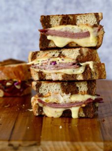 cropped-Reuben-Sandwich.jpg