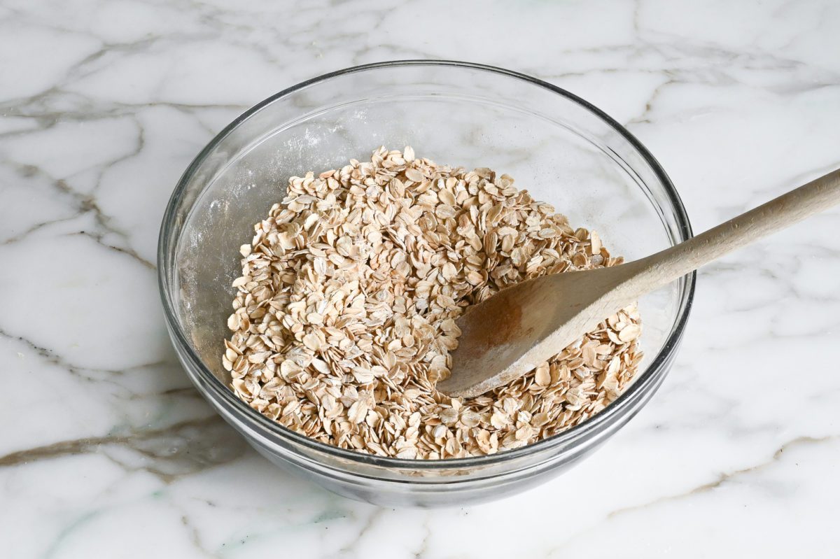 oat mixture in bowl