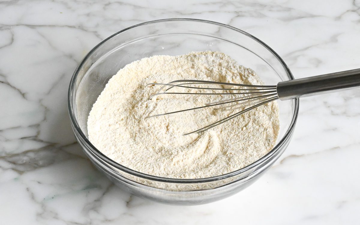 whisked dry ingredients in mixing bowl