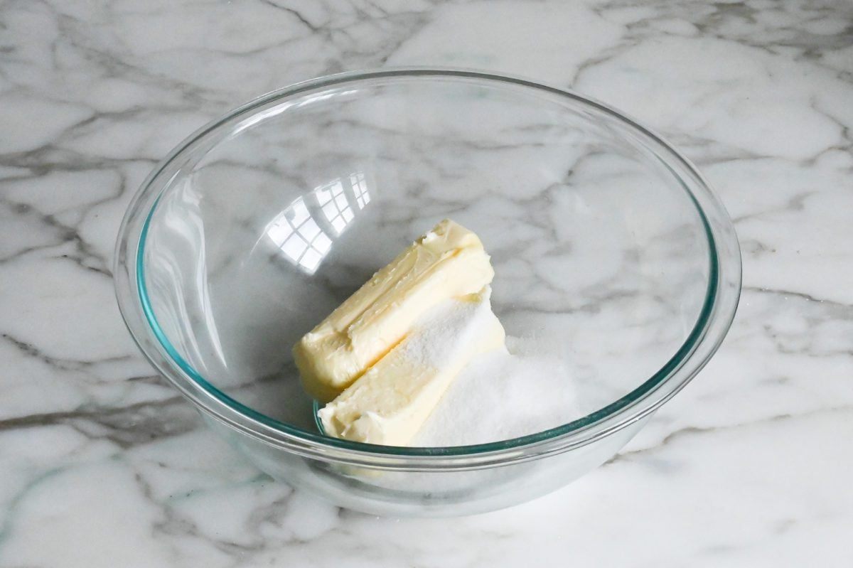 butter and sugar in bowl