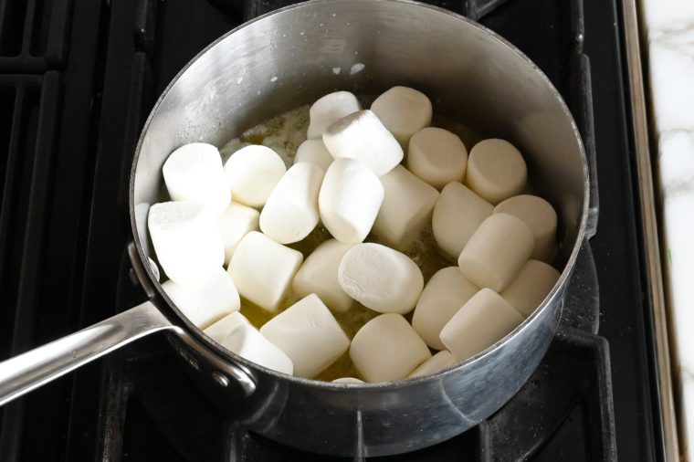 Large marshmallows in a pan.