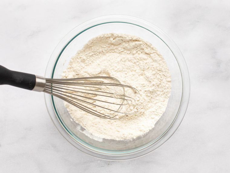 whisked dry ingredients in mixing bowl