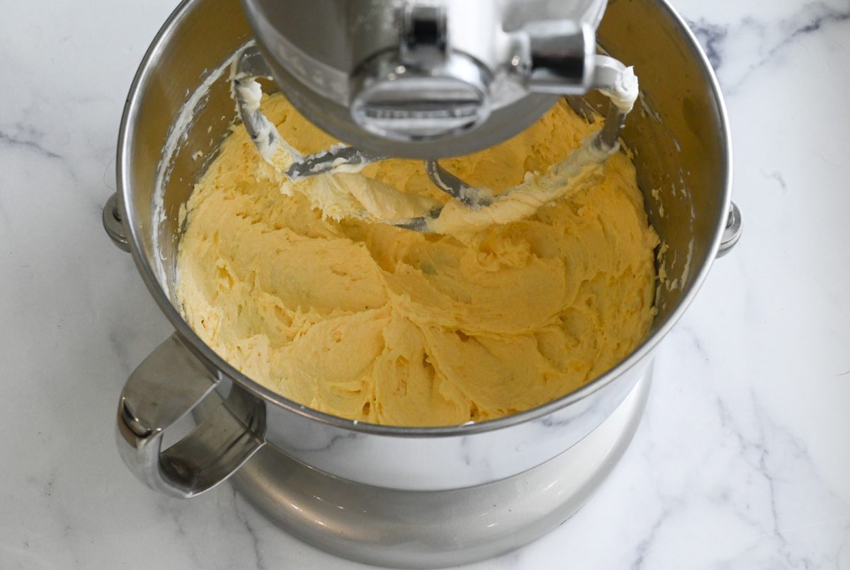 egg and extract beaten into the butter mixture