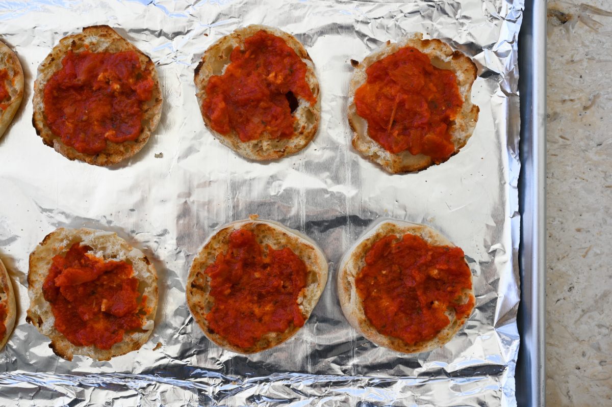 English muffins with sauce