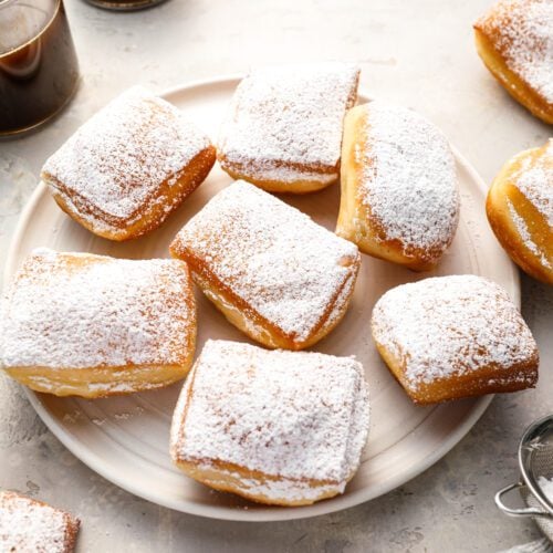New Orleans-Style Beignets – The Frosted Petticoat