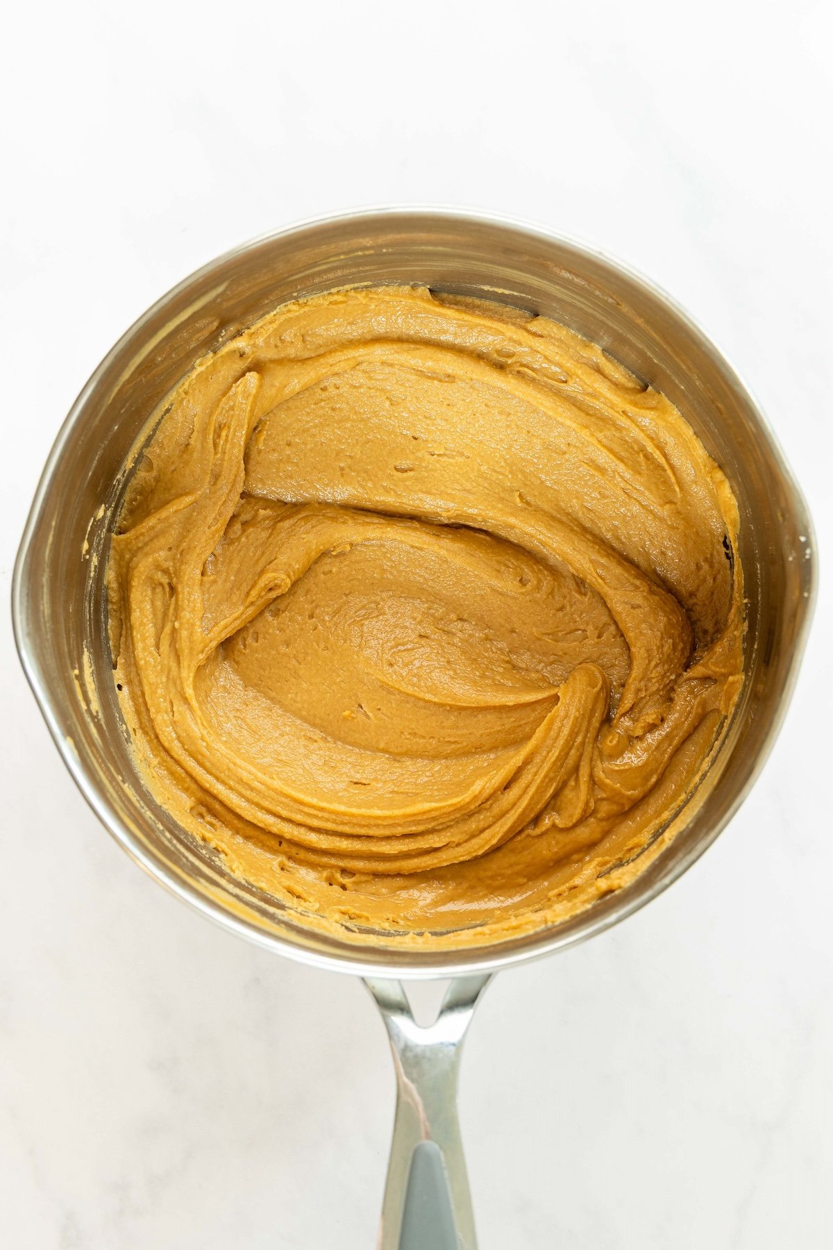 peanut butter fudge mixture