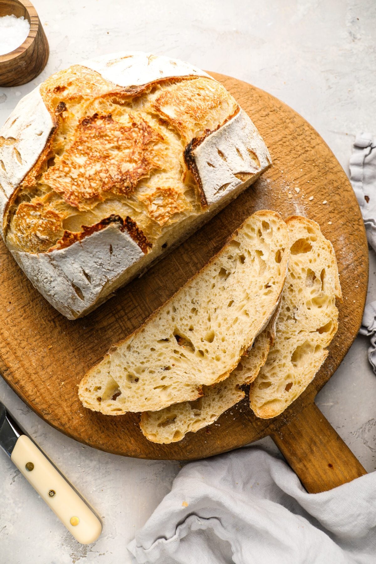 Easy Sourdough Bread Recipe – Crisp Crust, Chewy Interior