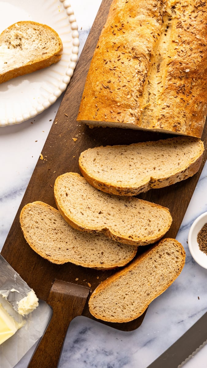 rye bread on cutting board